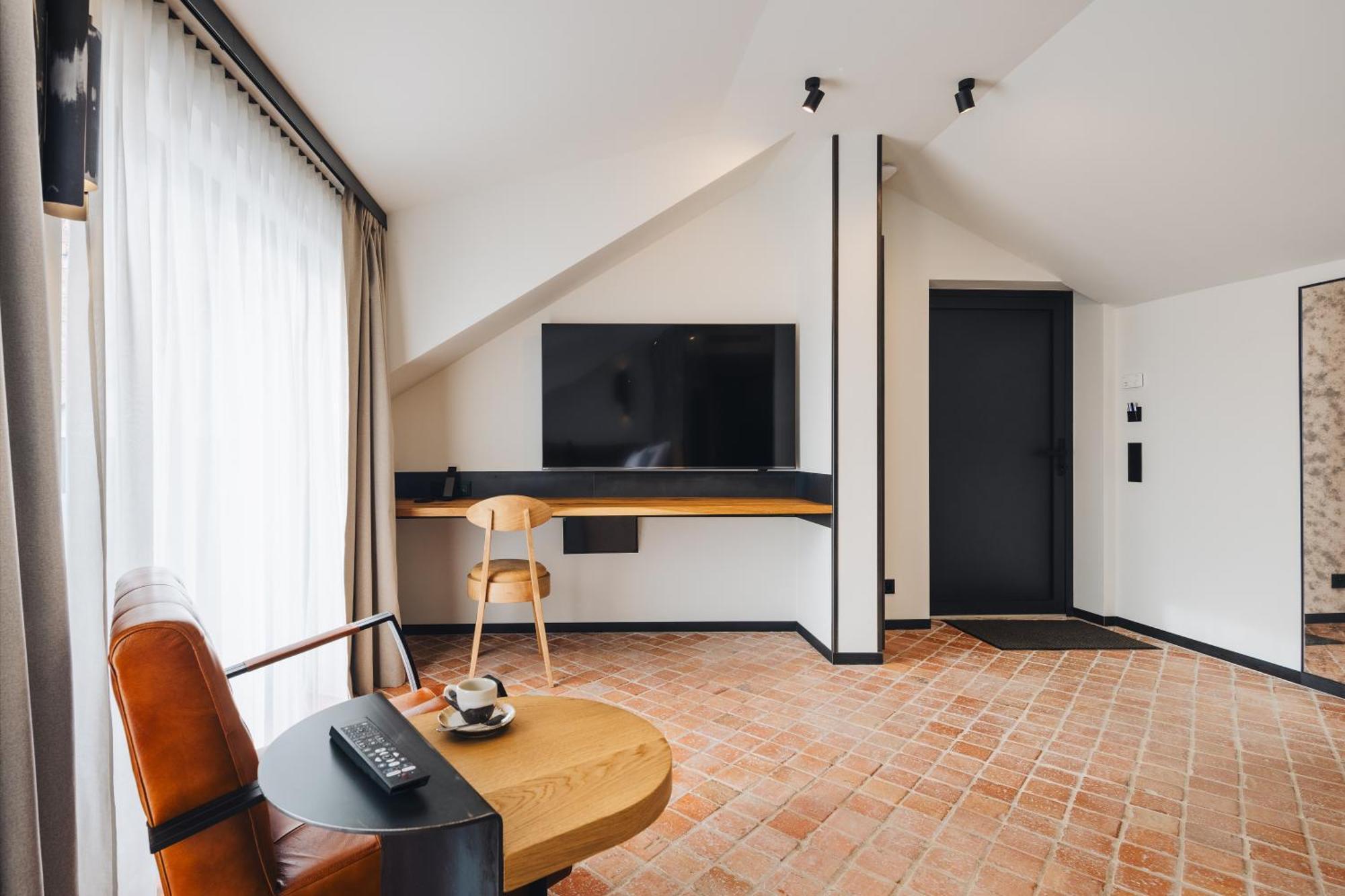 Nomadic Urban Premium Suites クラクフ エクステリア 写真