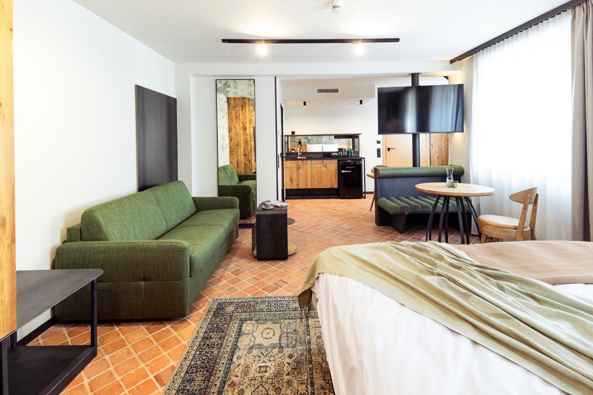 Nomadic Urban Premium Suites クラクフ エクステリア 写真