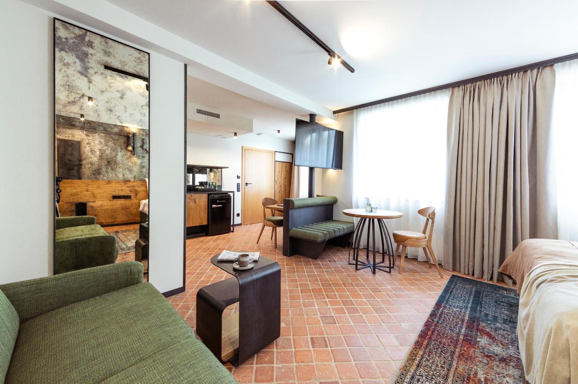 Nomadic Urban Premium Suites クラクフ エクステリア 写真