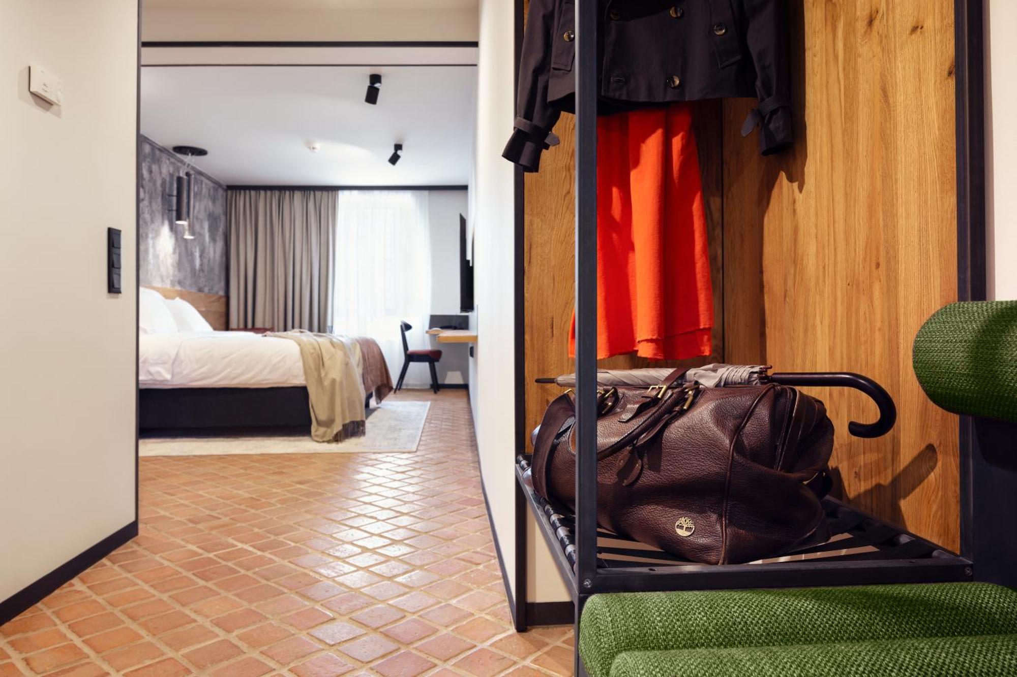 Nomadic Urban Premium Suites クラクフ エクステリア 写真