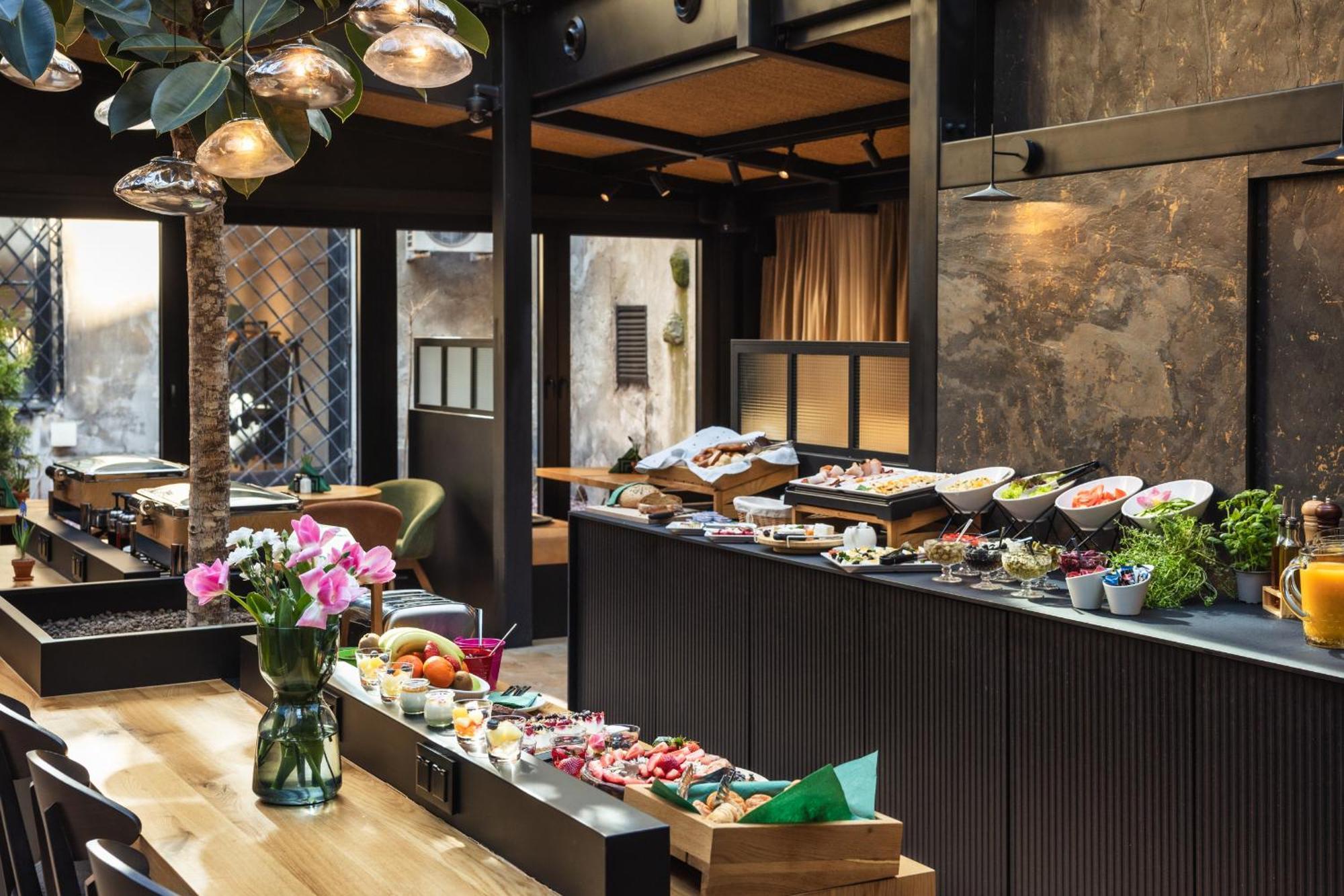 Nomadic Urban Premium Suites クラクフ エクステリア 写真